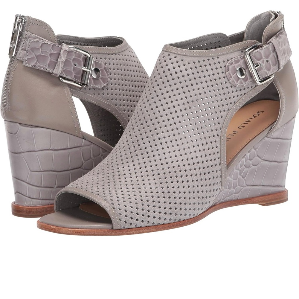 Women's Donald Pliner Wedge Heel Size 7